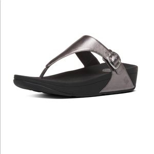 The Skinny Silver FitFlops